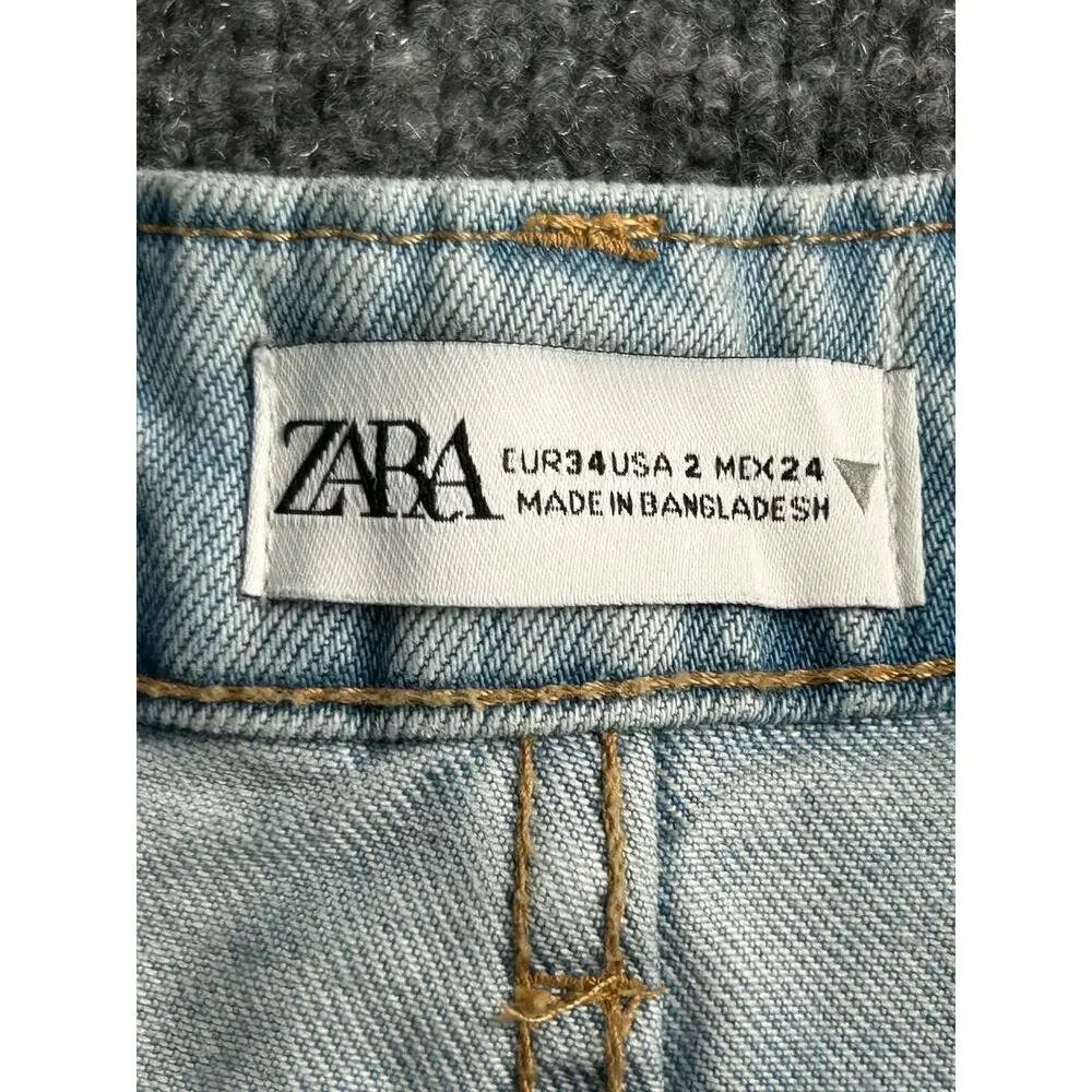 Zara High Rise Denim Shorts Women's US 2 Light Wash Mom Jean Shorts - Picture 4 of 5